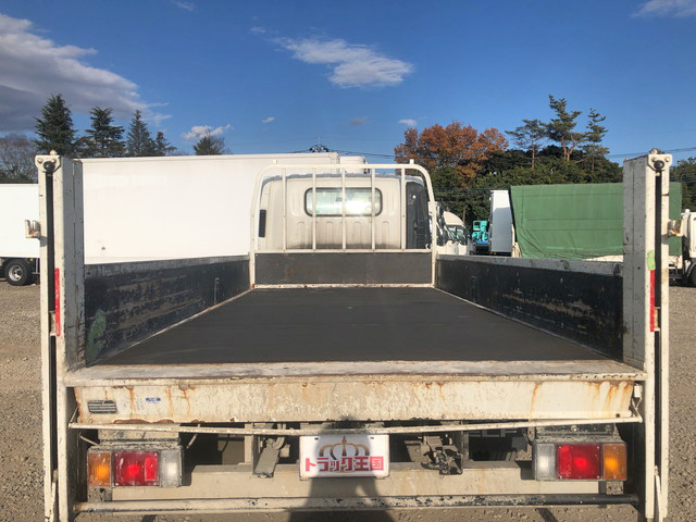 いすゞエルフ平ボディ小型（2t・3t）[写真13]