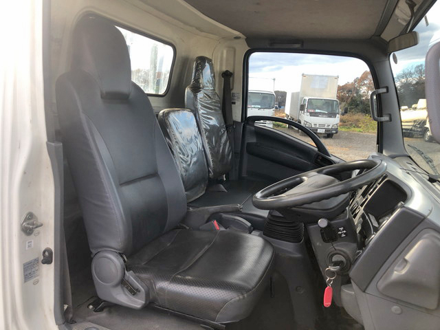 いすゞエルフ平ボディ小型（2t・3t）[写真31]