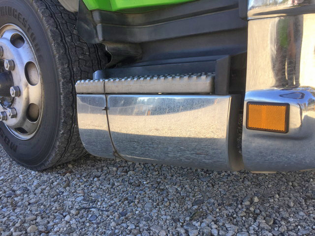 いすゞギガアルミウイング大型（10t）[写真19]