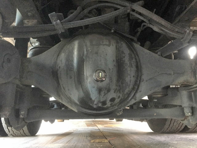 いすゞギガアルミウイング大型（10t）[写真24]