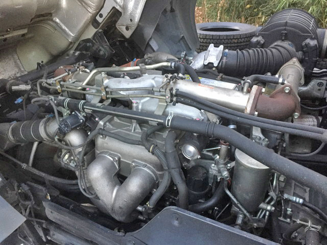 いすゞギガアルミウイング大型（10t）[写真28]