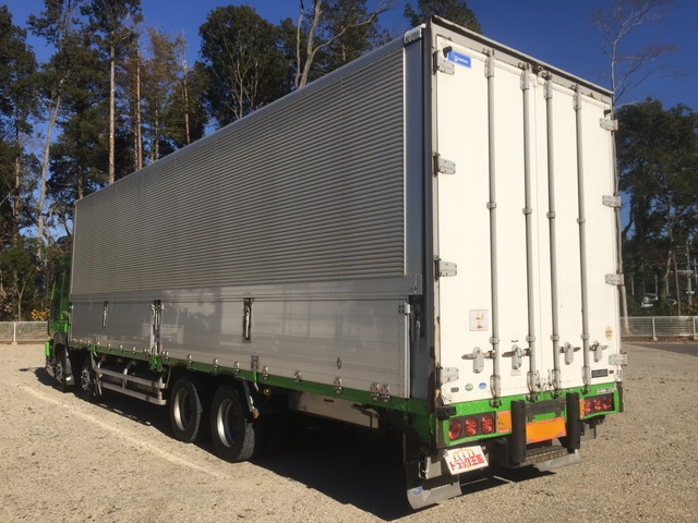 いすゞギガアルミウイング大型（10t）[写真04]