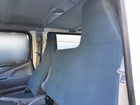 三菱ふそうキャンターアルミバン小型（2t・3t）[写真27]