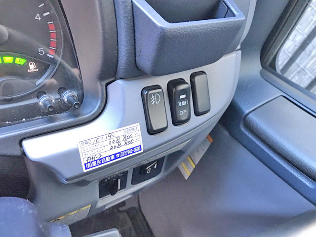 三菱ふそうキャンターアルミバン小型（2t・3t）[写真36]