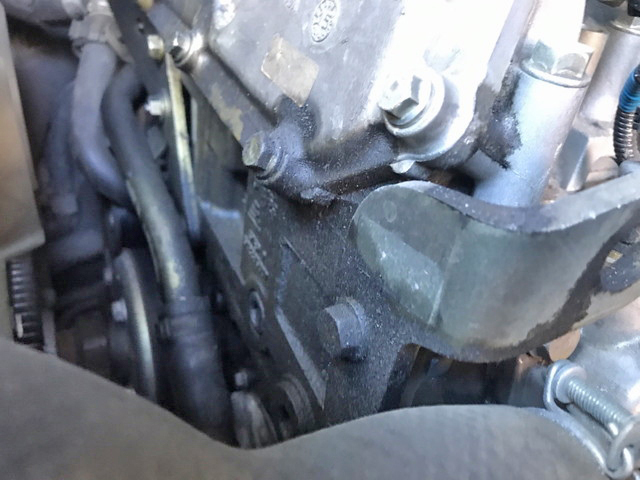 三菱ふそうキャンターアルミバン小型（2t・3t）[写真21]