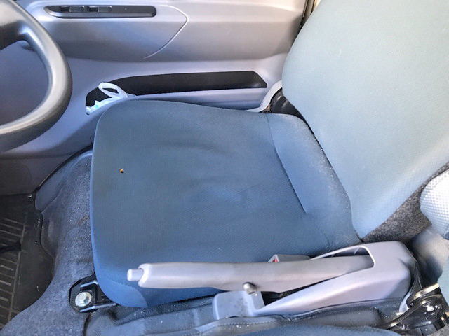 三菱ふそうキャンターアルミバン小型（2t・3t）[写真29]