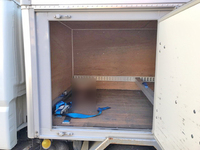 三菱ふそうキャンターアルミバン小型（2t・3t）[写真07]