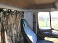 日野プロフィア幌ウイング大型（10t）[写真22]