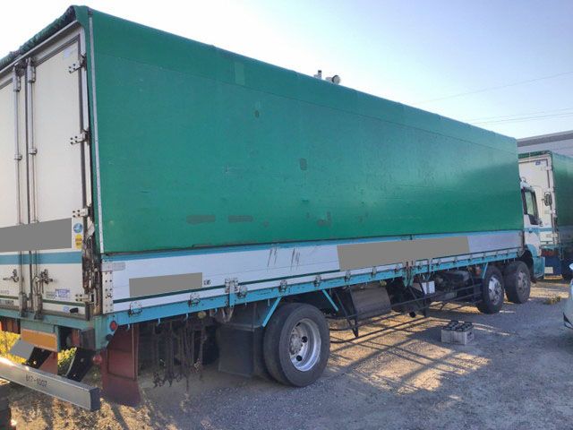 日野プロフィア幌ウイング大型（10t）[写真03]
