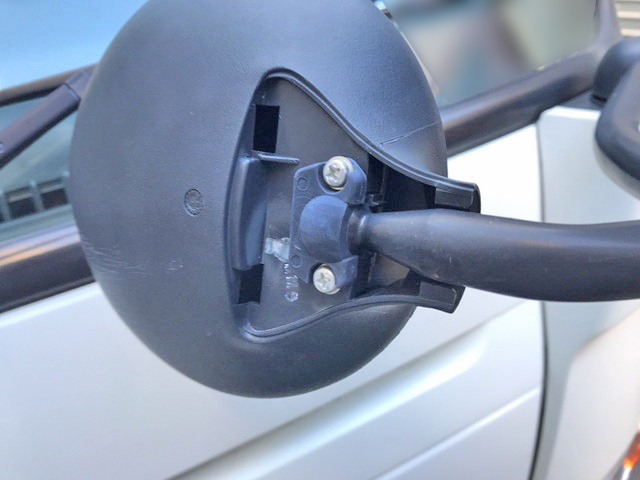 三菱ふそうキャンターアルミバン小型（2t・3t）[写真17]