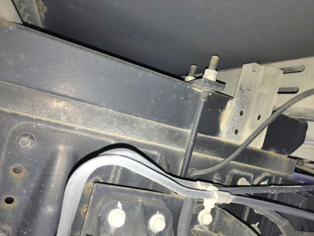 三菱ふそうキャンターアルミバン小型（2t・3t）[写真23]