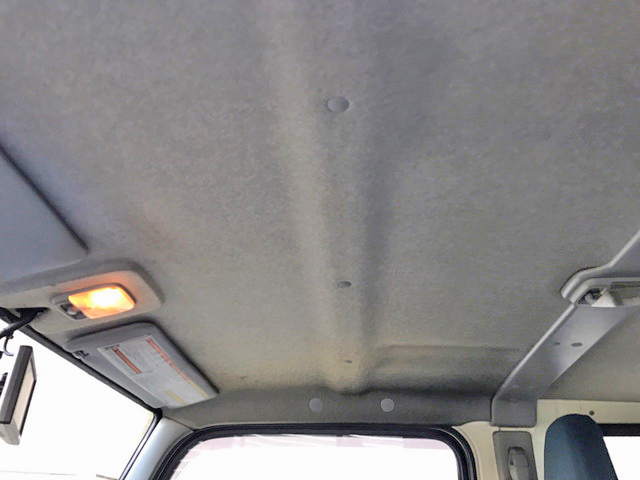 三菱ふそうキャンターアルミバン小型（2t・3t）[写真33]