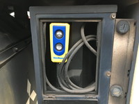 三菱ふそうキャンター平ボディ小型（2t・3t）[写真16]