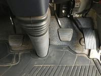 三菱ふそうキャンター平ボディ小型（2t・3t）[写真37]