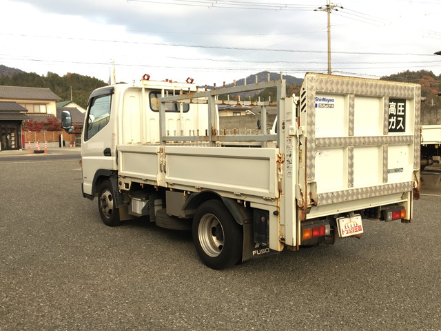 三菱ふそうキャンター平ボディ小型（2t・3t）[写真04]