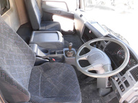 三菱ふそうファイターアルミウイング中型（4t）[写真10]