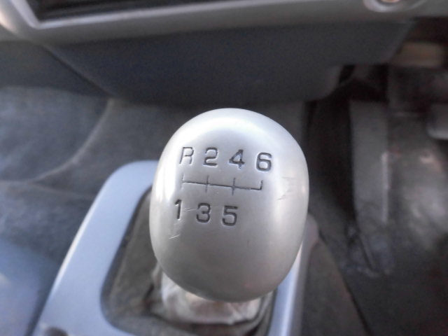 三菱ふそうファイターアルミウイング中型（4t）[写真12]