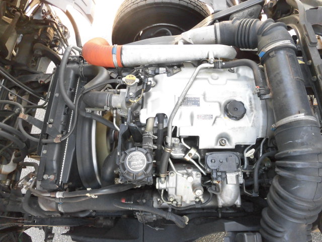 三菱ふそうファイターアルミウイング中型（4t）[写真17]