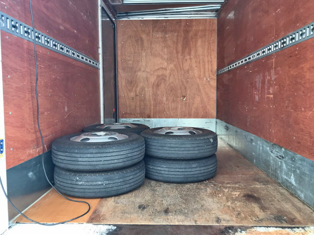 三菱ふそうキャンターアルミバン小型（2t・3t）[写真10]