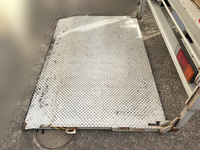 三菱ふそうキャンターアルミバン小型（2t・3t）[写真16]