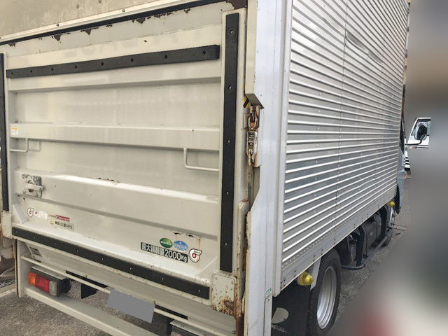 三菱ふそうキャンターアルミバン小型（2t・3t）[写真02]