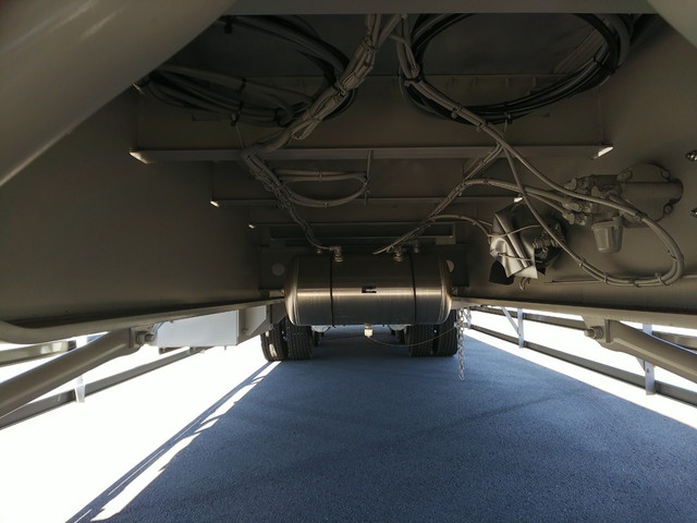 その他のメーカーその他の車種ウイングトレーラー大型（10t）[写真18]