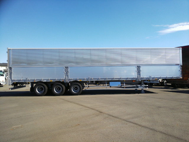 その他のメーカーその他の車種ウイングトレーラー大型（10t）[写真06]