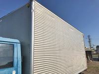 三菱ふそうキャンターアルミバン小型（2t・3t）[写真07]