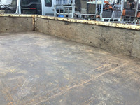 いすゞエルフ平ボディ小型（2t・3t）[写真11]