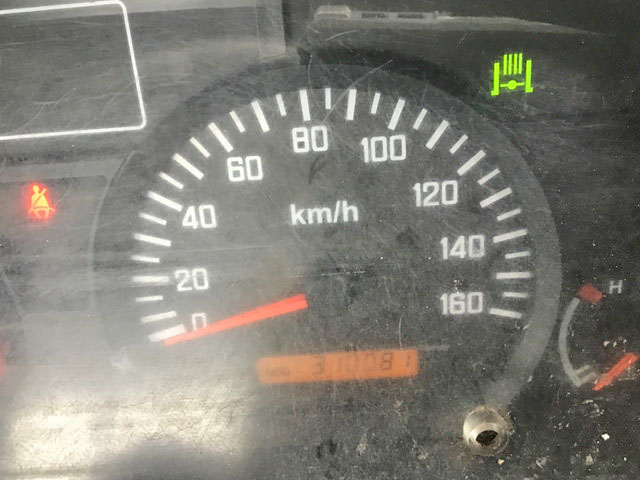 いすゞエルフ平ボディ小型（2t・3t）[写真25]