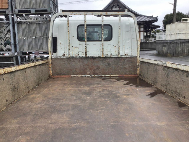 いすゞエルフ平ボディ小型（2t・3t）[写真08]