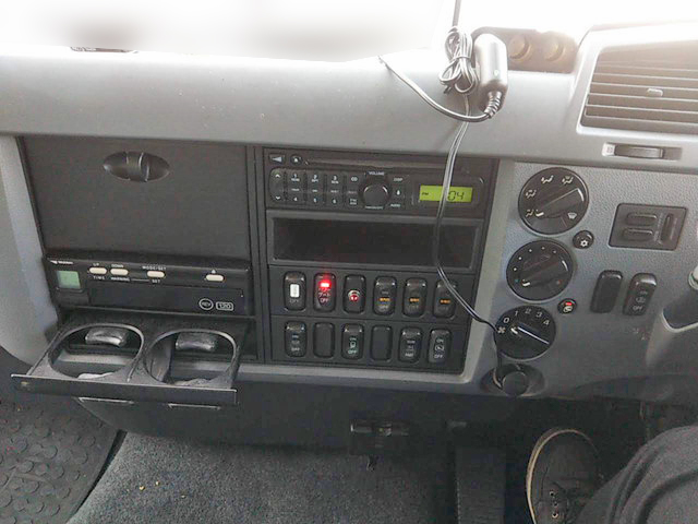 三菱ふそうファイターアルミバン中型（4t）[写真22]