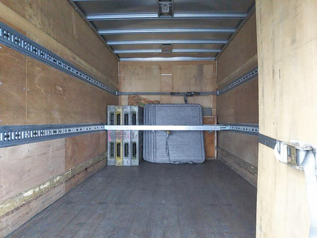 三菱ふそうファイターアルミバン中型（4t）[写真05]