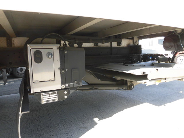 日野レンジャー冷凍車（冷蔵車）中型（4t）[写真15]