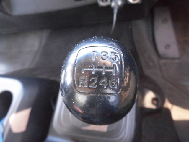 日野レンジャー冷凍車（冷蔵車）中型（4t）[写真28]