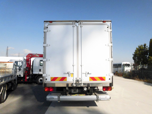 日野レンジャー冷凍車（冷蔵車）中型（4t）[写真06]