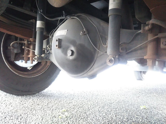 三菱ふそうキャンターアルミウイング小型（2t・3t）[写真16]