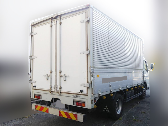 三菱ふそうキャンターアルミウイング小型（2t・3t）[写真02]