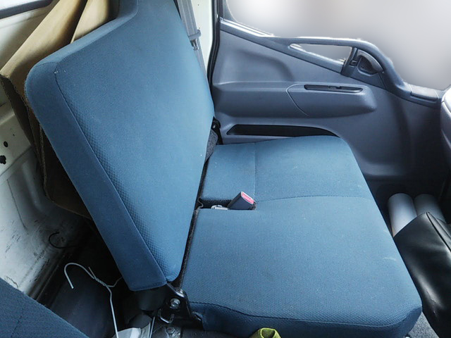 三菱ふそうキャンターアルミウイング小型（2t・3t）[写真21]