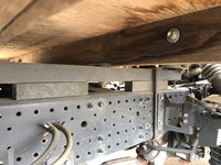 いすゞエルフ平ボディ小型（2t・3t）[写真17]