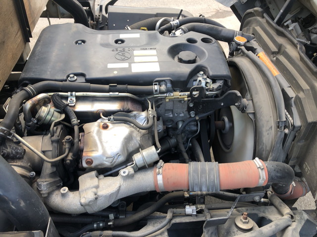 いすゞエルフ平ボディ小型（2t・3t）[写真23]