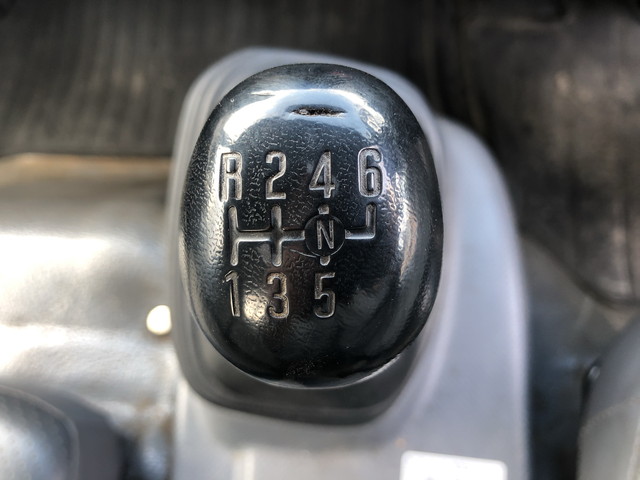 いすゞエルフ平ボディ小型（2t・3t）[写真36]