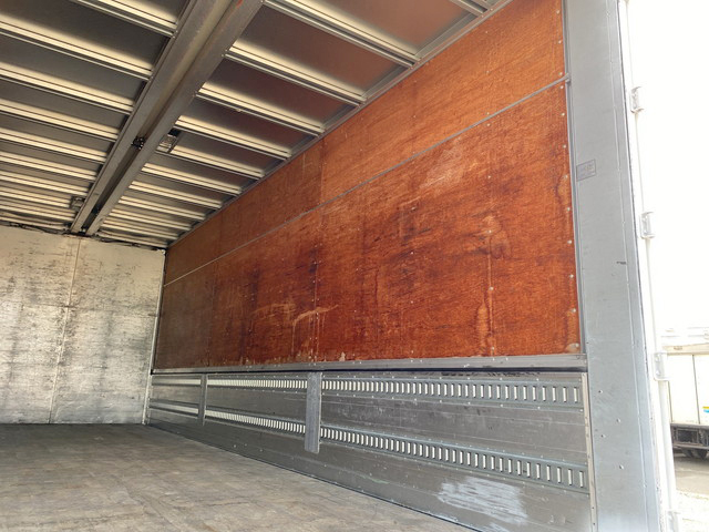 日野レンジャーアルミウイング中型（4t）[写真17]