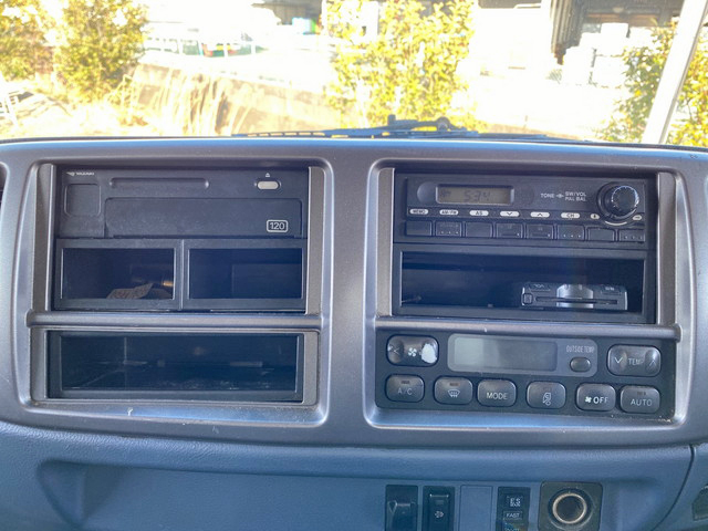 日野レンジャーアルミウイング中型（4t）[写真37]