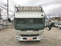 三菱ふそうファイター平ボディ増トン（6t・8t）[写真07]