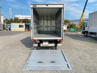 トヨタトヨエースアルミバン小型（2t・3t）[写真10]