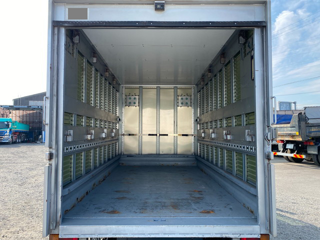 トヨタトヨエースアルミバン小型（2t・3t）[写真11]