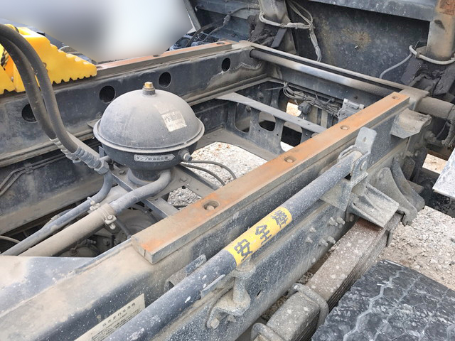 日野レンジャーダンプ増トン（6t・8t）[写真14]