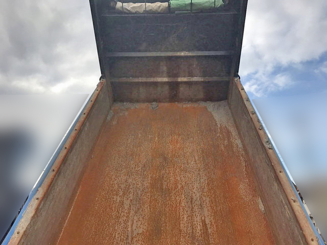 日野レンジャーダンプ増トン（6t・8t）[写真07]