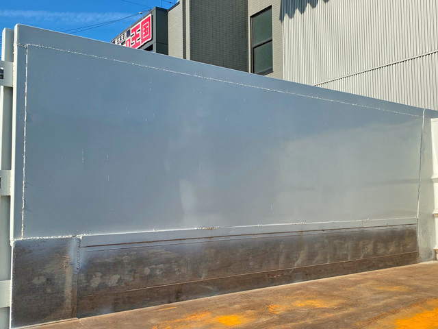 いすゞエルフ深ダンプ（土砂禁ダンプ）小型（2t・3t）[写真11]